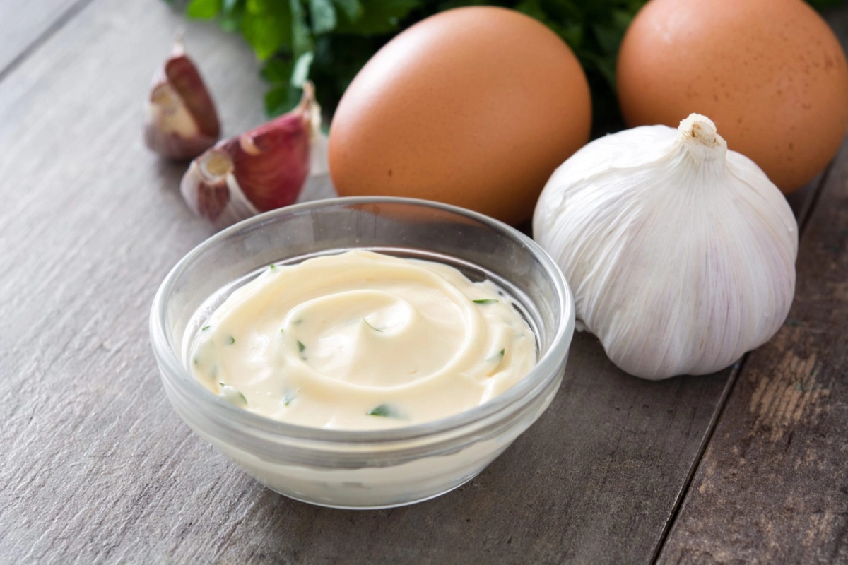 Aioli-sauce-olive-oil-mersehcom.webp