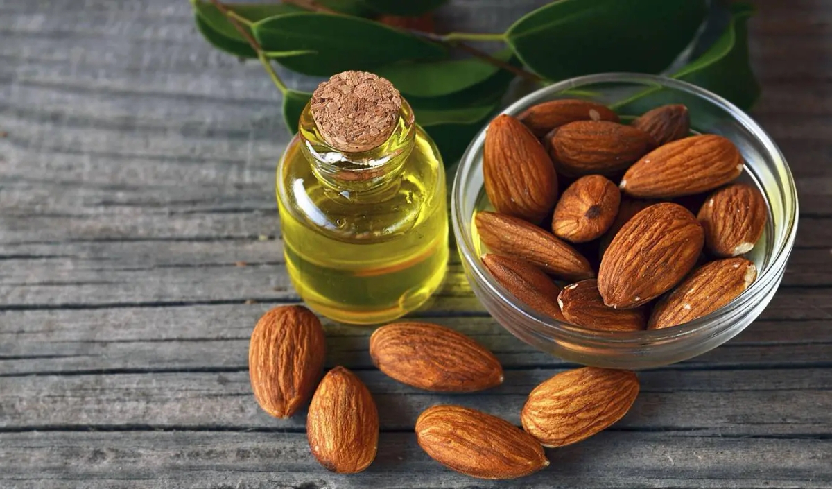 almond-seed-oil.webp